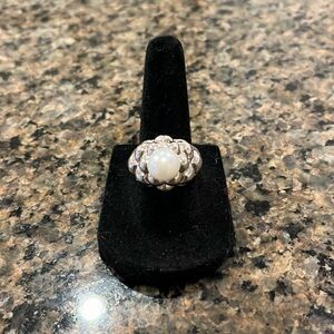 Cultured Pearl Flower Ring